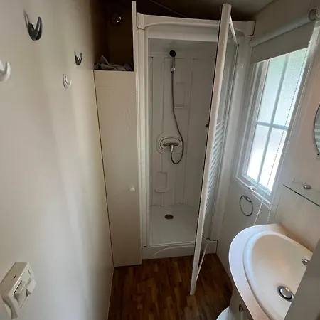 Mobil-home 4-6 Personnes Climatisé Camping