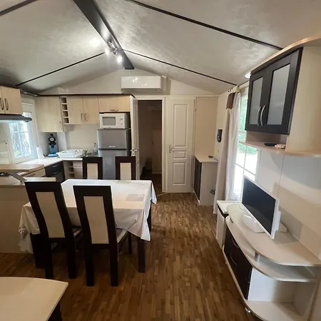 Camping Mobil-home 4-6 Personnes Climatisé
